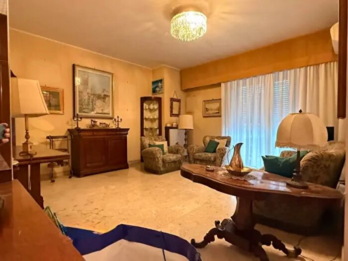 Appartamento quadrilocale in vendita in Viale Stelvio, Milano