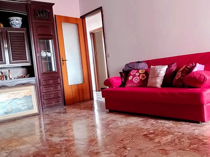 Appartamento con 6 locali in vendita in Follonica