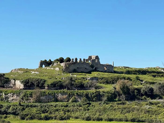 Appartamento con 7 locali in vendita in Buscemi