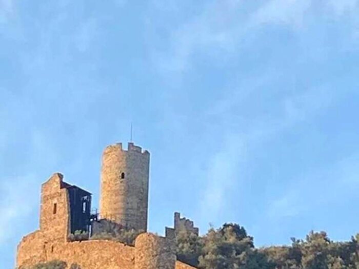 Appartamento bilocale in affitto in Monastero, Centro, Noli