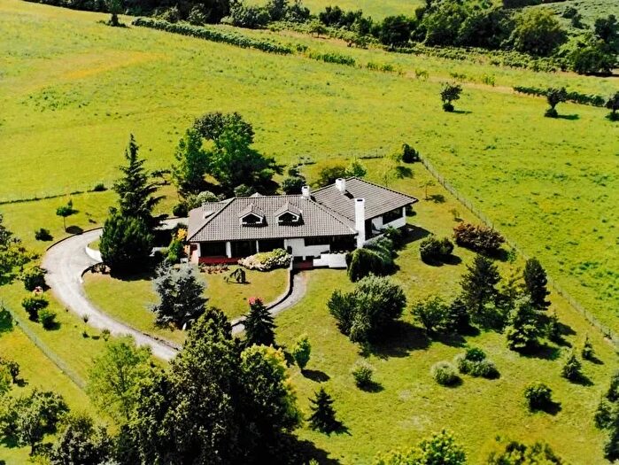 Casa con 13 locali in vendita in Verrua Savoia