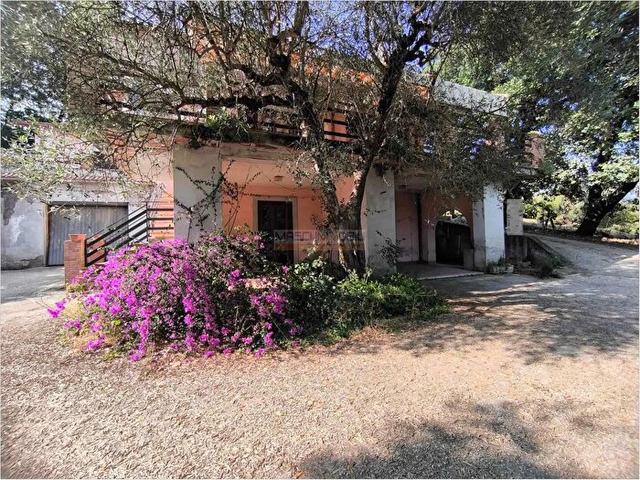 Appartamento quadrilocale in vendita in Via Guance Rosse Fiano Romano, Fiano Romano