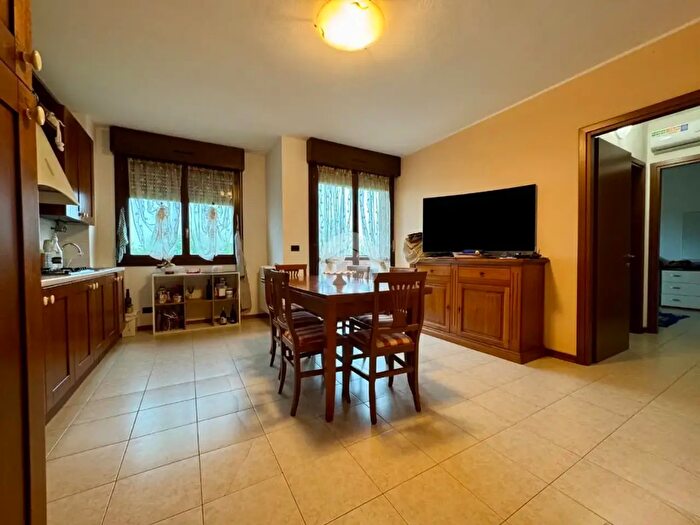 Appartamento bilocale in vendita in Via di Vittorio, Montechiarugolo