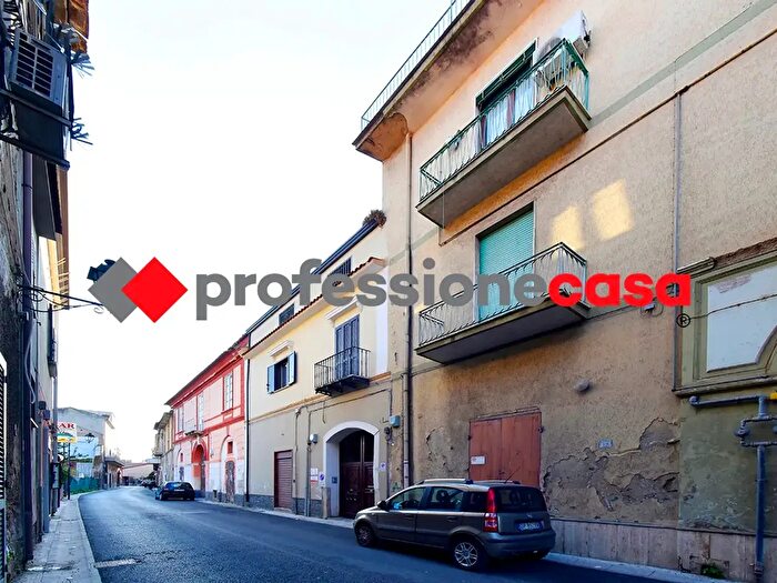 Appartamento trilocale in vendita in Via Bronzetti, San Nicola La Strada