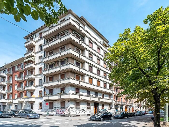 Appartamento quadrilocale in vendita in Corso Lecce, Torino