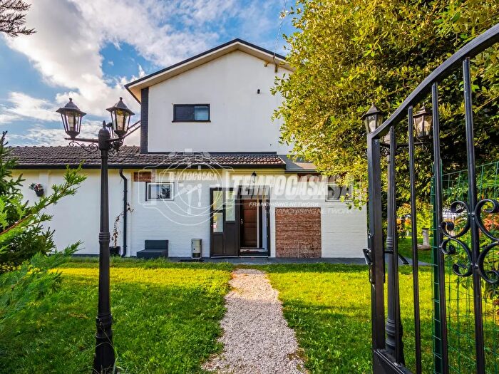 Casa con 5 locali in vendita in Via Nazionale Nord, Argenta