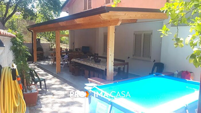 Casa con 5 locali in vendita in Via Madonna della Pace, Castellabate