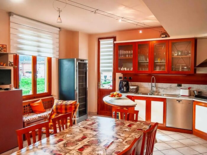 Appartamento con 7 locali in vendita in San Miniato