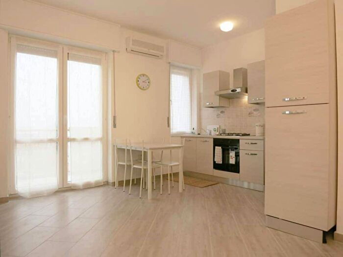 Appartamento monolocale in affitto in Largo Vulci, Istria, Milano