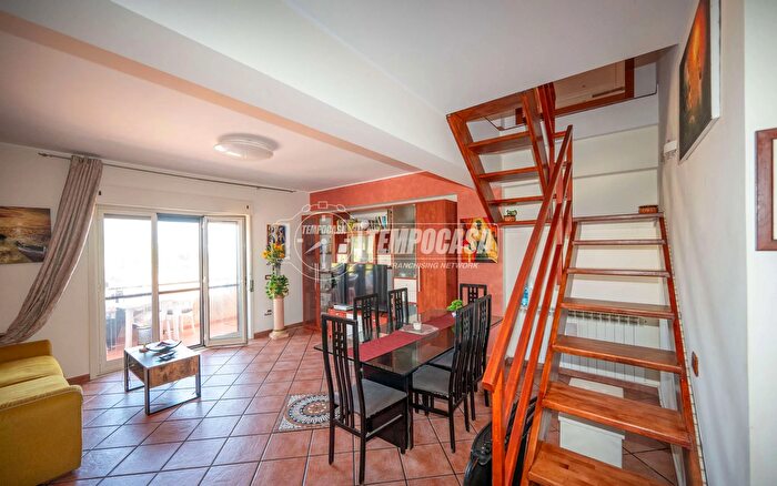 Appartamento trilocale in vendita in Strada Provinciale, Messina