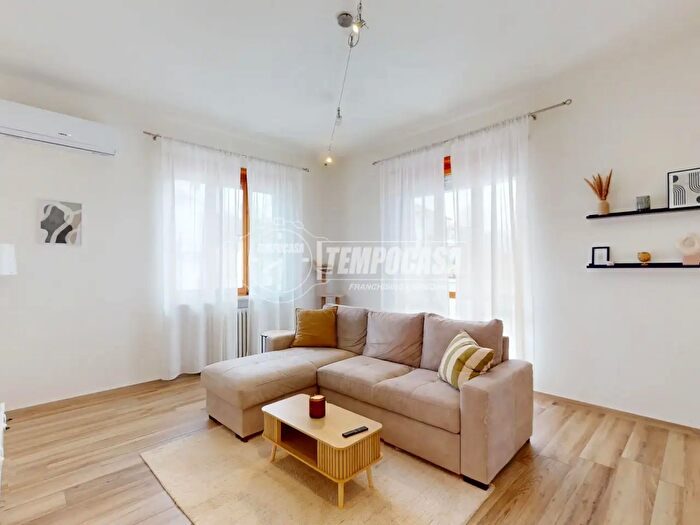 Appartamento quadrilocale in vendita in Via Serra, Bra