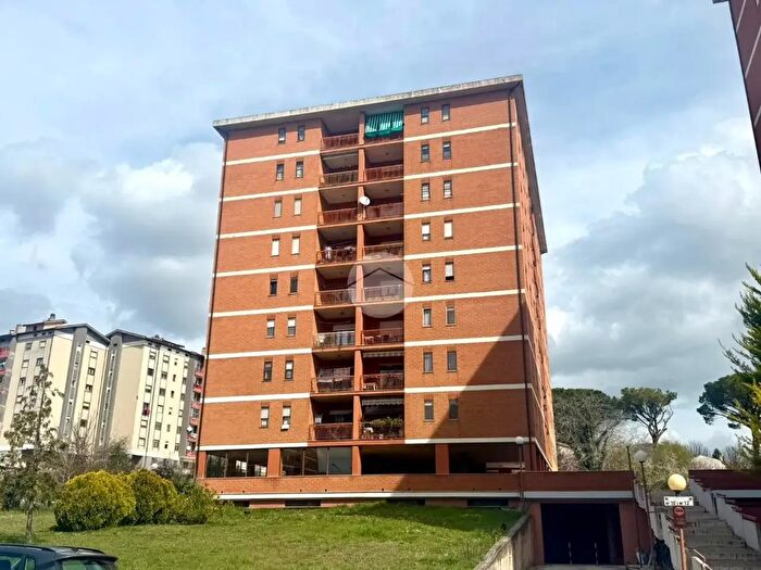 Appartamento quadrilocale in vendita in Via Lombardia, Campobasso