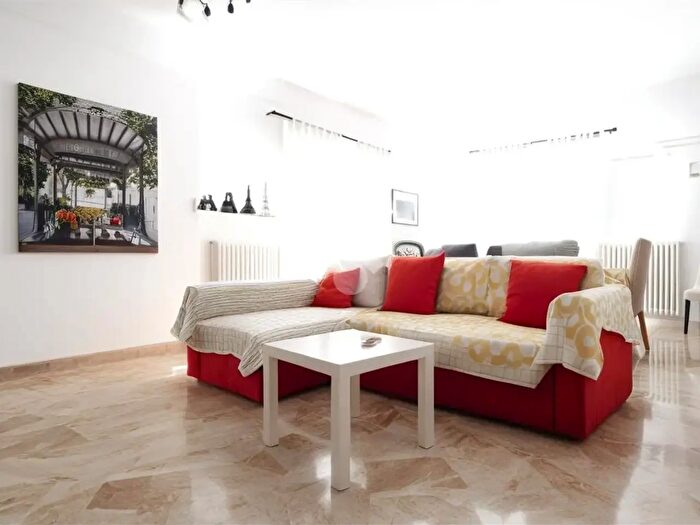 Appartamento trilocale in vendita in Via Giovanni Baronzio, Rimini