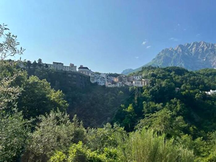 Casa monolocale in vendita in Strada Mulino Mattucci, Castelli