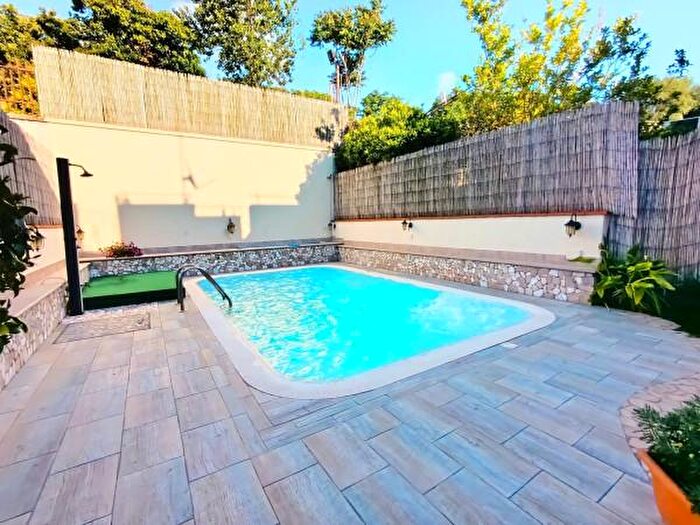 Casa con 5 locali in vendita in Via Trepiccioni, Pozzuoli