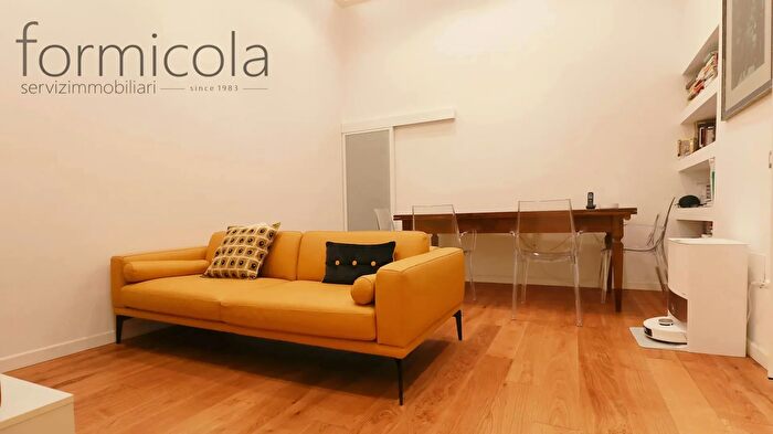 Appartamento trilocale in vendita in Napoli