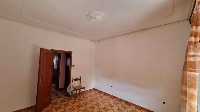 Appartamento quadrilocale in vendita in Via Cattaneo, San Cataldo