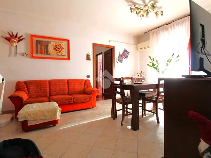 Appartamento trilocale in vendita in Via Circonvallazione Nordest, Sassuolo