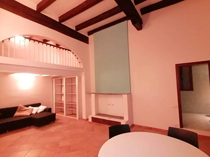 Appartamento quadrilocale in affitto in Via Cartoleria, Santo Stefano, Bologna