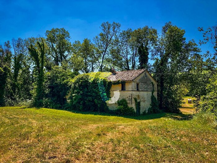 Casa in vendita in Trecastelli
