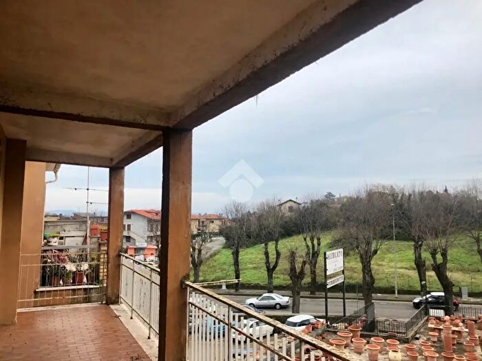Appartamento quadrilocale in vendita in Via Cannelle, Montefiascone