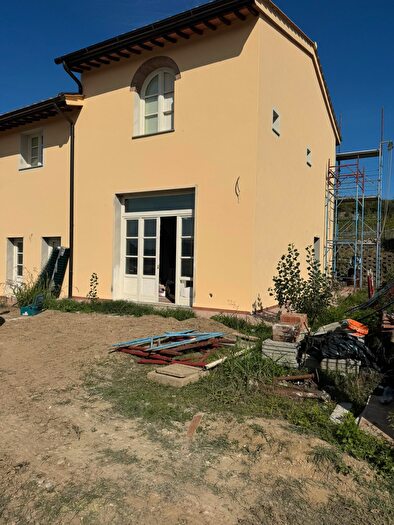 Casa con 5 locali in vendita in Empoli