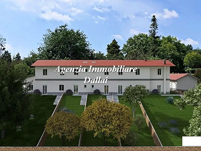 Appartamento quadrilocale in vendita in Via Roma, Scarperia e San Piero