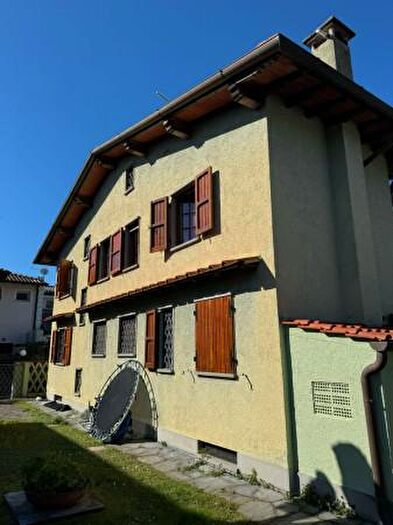 Casa con 6 locali in vendita in Via Vittorio Veneto e, Forte Dei Marmi