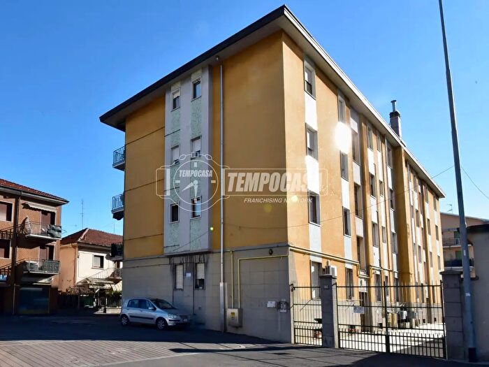 Appartamento bilocale in vendita in Via Bruno Buozzi, Limbiate