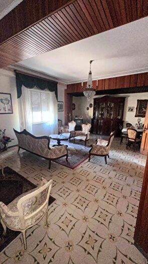 Appartamento con 5 locali in vendita in Viale Trieste Caltanissetta, Caltanissetta