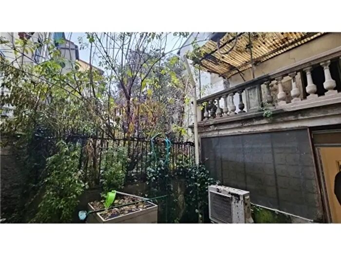 Casa con 15 locali in vendita in Empoli