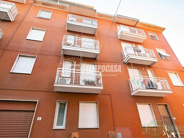 Appartamento trilocale in vendita in Via San Carlo, Senago