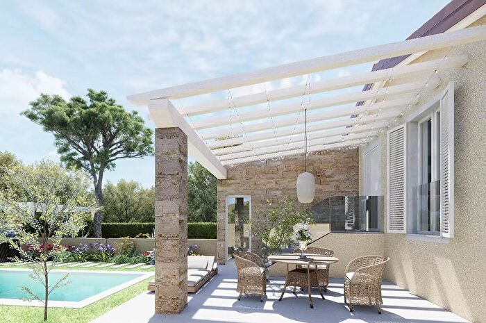 Casa con 7 locali in vendita in Capannori