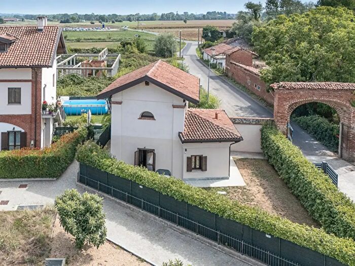 Casa trilocale in vendita in Via Tetti Caglieri, Vinovo