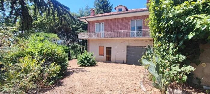 Casa con 9 locali in vendita in Acri Cda San Benedetto, Montalto Uffugo