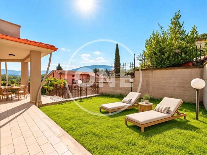 Casa con 5 locali in vendita in Strada Arci, Tivoli