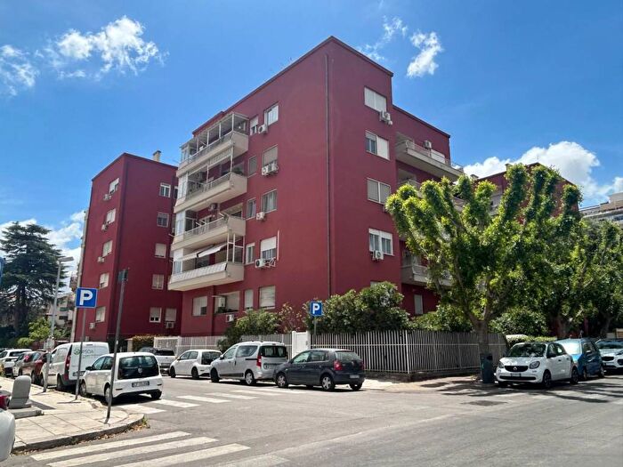 Appartamento trilocale in affitto in Viale Emilia, De Gasperi Croce Rossa, Palermo