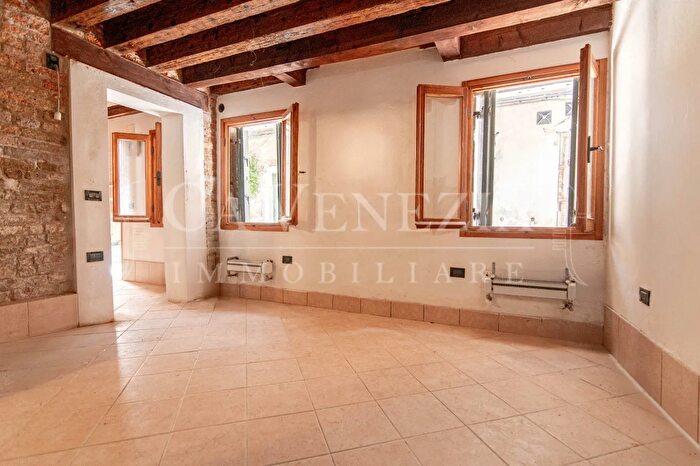 Appartamento bilocale in vendita in Venezia