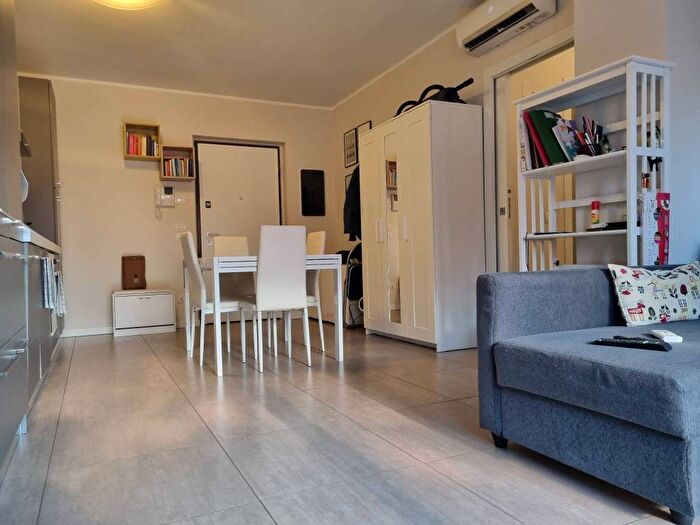 Appartamento trilocale in affitto in Via Val Leventina, San Siro, Milano