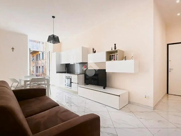 Appartamento bilocale in vendita in Via Giovanni Marsaglia, Sanremo