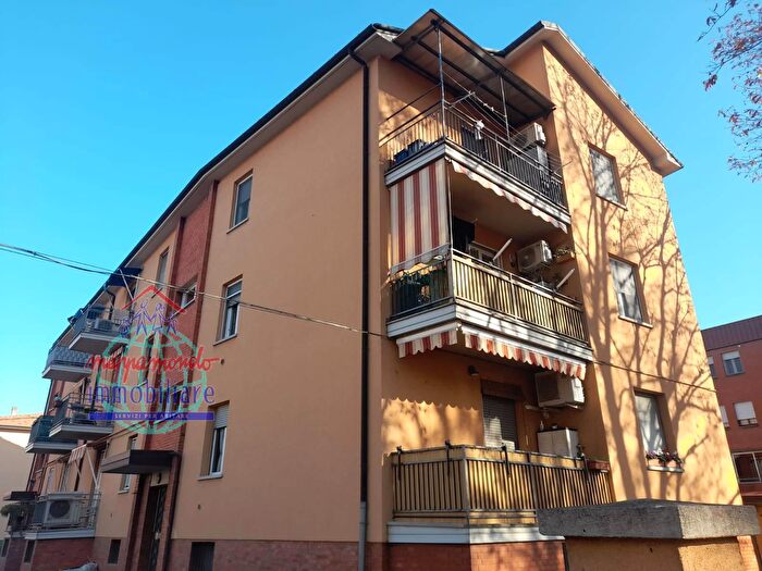 Appartamento trilocale in vendita in Via Roma, Calderara Di Reno