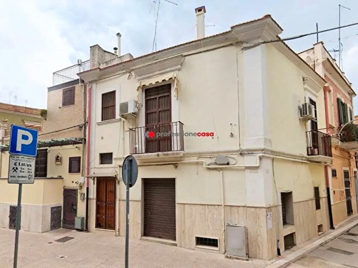 Appartamento bilocale in vendita in Piazza del Carmine, Foggia