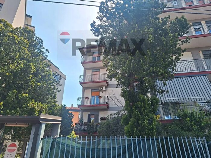 Appartamento trilocale in vendita in Via Eugenio di Mattei, Gravina Di Catania