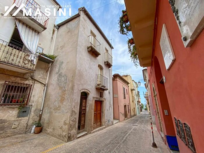 Casa bilocale in vendita in Via Camillo Benso Conte di Cavour, Lanciano