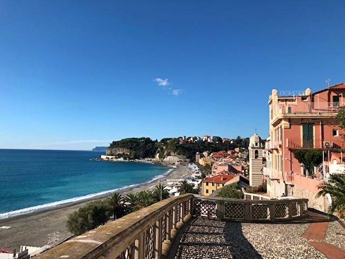 Casa con 6 locali in affitto in Via Crocetta, Celle Ligure Pecorile, Celle Ligure