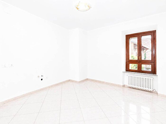 Appartamento bilocale in affitto in Via Giuseppe Borsalino, Centro, Pecetto di Valenza