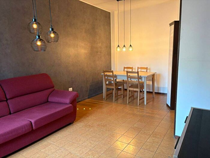 Appartamento bilocale in affitto in Via Cantarane, Veronetta, Verona