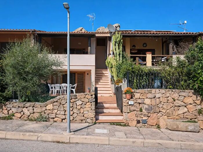 Casa bilocale in vendita in Via Gian Battista Cossu, Olbia