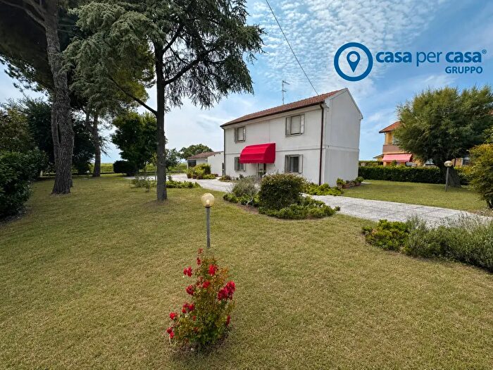 Casa quadrilocale in vendita in Scardovari, Porto Tolle