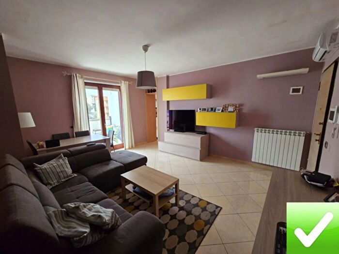 Casa con 5 locali in vendita in Mesagne